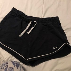 Black Nike shorts